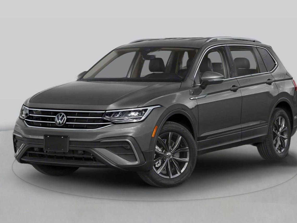 VOLKSWAGEN TIGUAN 4MOTION 2024 3VVFB7AX3RM081824 image